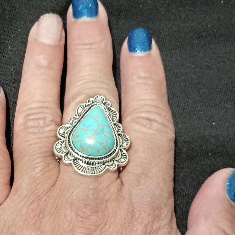 Elegant Turquoise Statement Ring - image 2